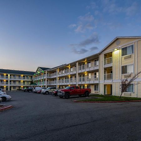 Hometowne Studios By Red Roof Spokane - Valley Spokane Valley Exterior foto